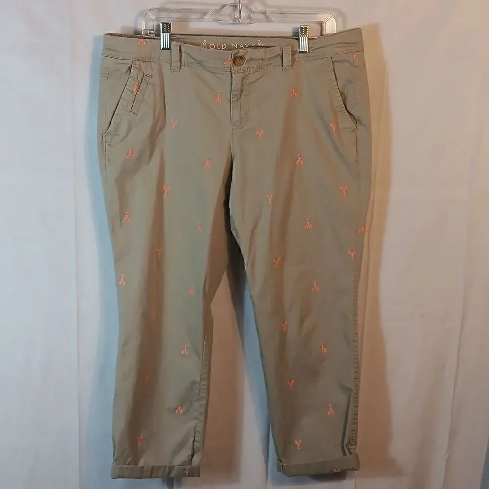 Old Navy Lobster/Crawfish Embroidered Stretch Cargo Roll Up Pants